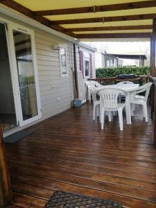 Campings MHVACANCES LOUENT PLUSIEURS MOBILHOMES DANS CAMPING 4 ETOILES PROCHE CHATEAUX et ZOO BEAUVAL : photos des chambres
