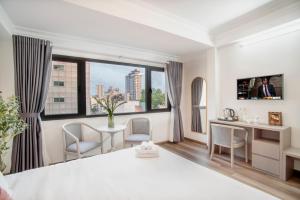 SAZI BEN THANH Hotel HCM