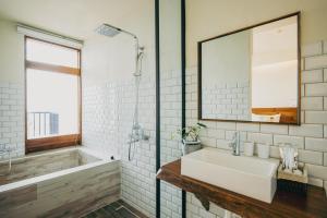 Phòng Đôi Hướng Biển có 2 Giường Đơn (Sea View Double Room with 2 Single Beds)