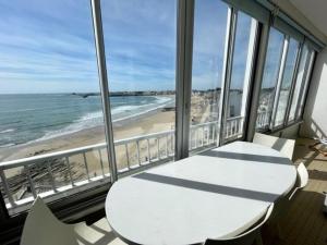 Quiberon: APT 2P, Balcon sud, Garage, face à la grande plage - FR-1-478-212