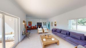 Villa Sunset,sleeps 9,heatable pool,walk to marina