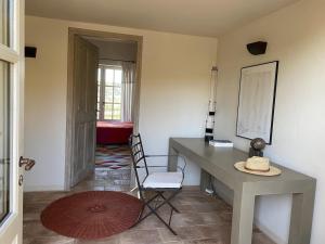 Maisons de vacances In Gordes, facing the entire Luberon Park a beautiful 5 bedrooms house : photos des chambres