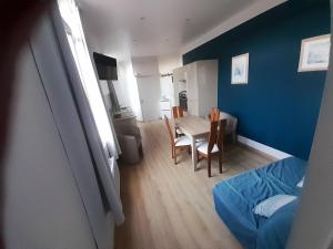 Appartements Appartement d'une chambre a Saint Quay Portrieux a 400 m de la plage avec wifi : photos des chambres