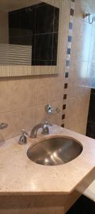 Departamento en microcentro. Hermosa vista de la ciudad y el rio