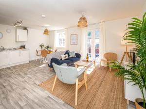 Brand new 1 bedroom modern contemporary apartment - Pass the Keys