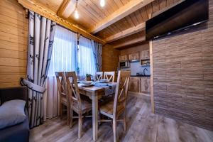 Domki Gawra z Jacuzzi