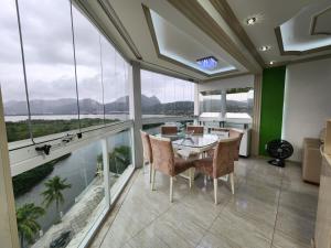 Apart Hotel Alecrim Praia de Camboinhas com Marina pe na areia