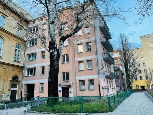 Kredytowa and Mazowiecka street Super Quiet Private Apartment in Center