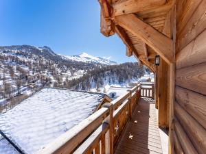 Chalets Chalet Mountainside avec sauna et jacuzzi a 200m des pistes : photos des chambres