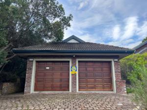 10 St Andrews Avenue