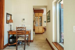 10 St Andrews Avenue