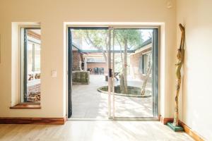 10 St Andrews Avenue