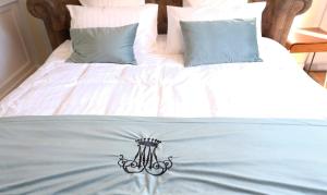 B&B / Chambres d'hotes Chateau de Crespy & Suites : photos des chambres