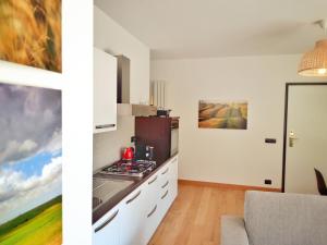 Lake View Gateway - by MyHomeInComo