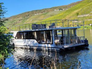 KL Moselboote - Hausboot Niara