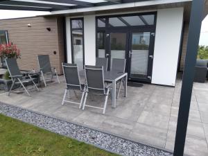 Ferienhaus Chalet Bungalow am See, Holland, Niederlande, Lathum