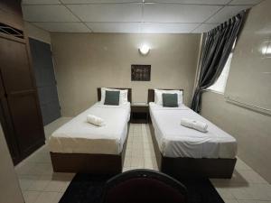 Barrack Street Hotel