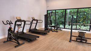 Loft Luxuoso e Confortável ao lado do Shopping CG.