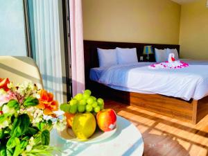 Tuan Chau Marina Hotel