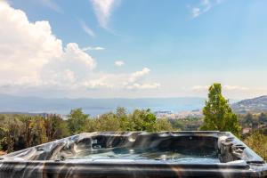 Maisons d'hotes CASA LC chambre2 vue Mer Jacuzzi : Chambre Double - Vue sur Mer