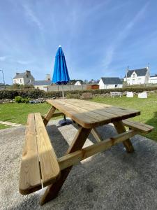 Maisons de vacances Face a l'ocean, Bretagne authentique a Pors-Poulhan : photos des chambres