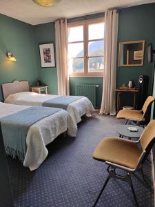 Hotels Les Rochers : photos des chambres