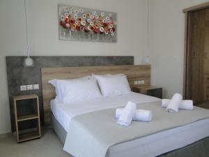 Chrysanthes Apartments No1