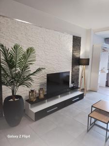 Appartements Beau studio / Clim / Parking / Plage a 200 m : photos des chambres