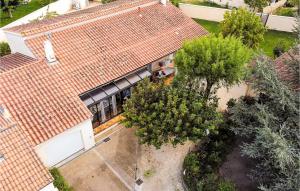 Awesome Home In Pierrelatte With Wifi