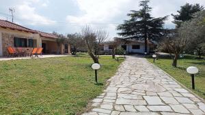 Detached House in Pefkochori with Garden