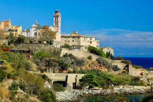 Villas Villa entierement renovee avec piscine en plein coeur de Bastia - Corse : photos des chambres