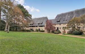 Appartements Cozy Apartment In Tourgeville With Wifi : photos des chambres