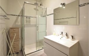 Appartements Cozy Apartment In Tourgeville With Wifi : photos des chambres