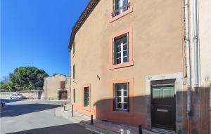 Maisons de vacances Awesome Home In Carcassonne With Wifi And 4 Bedrooms : photos des chambres