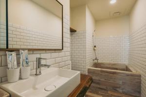 Superior hướng thành phố (Superior City View)