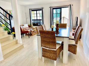 Casa La Ola - Idylle am Meer, La Lajita