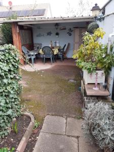 Coquet appartement 6 personnes avec jardin