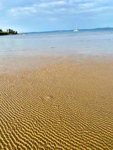 Jimmys Beach - direkt am Meer, tollem Blick und beheiztem Pool