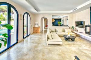 Villa Mas Tranquila - A stylish villa with pool 150 m from the beach