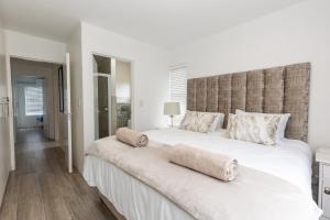 67 The Shades - Luxury Apartment in Umhlanga - Airconditioning throughout and Inverter