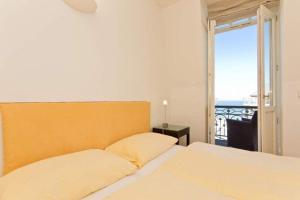 Villa Artemis, 10 Patras