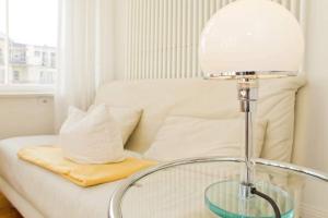 Villa Astrid, T1 Düsseldorf