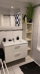 Appartements T3 lumineux dans un petit immeuble, : photos des chambres