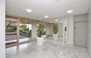 1 Bedroom Amazing Apartment In Antibes