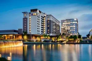 Houston CityPlace Marriott at Springwoods Village - 兀兰