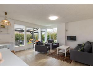 Holiday Home near Veerse Meer with Garden