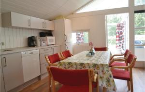 2 Bedroom Beautiful Home In Herning