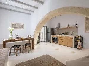 Lithos Retreat (ΛΙTHOS Retreat) - Afráta