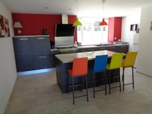Maisons de vacances Gites Le Mas du Vieux Chene : photos des chambres