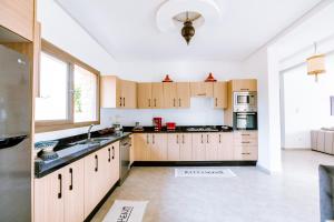 Villa Isaac et Seghir , Casa Lila Gardens Piscine chauffée